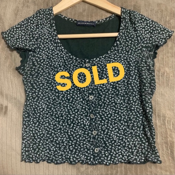 Brandy Melville Eyelet Floral top - Picture 1 of 6